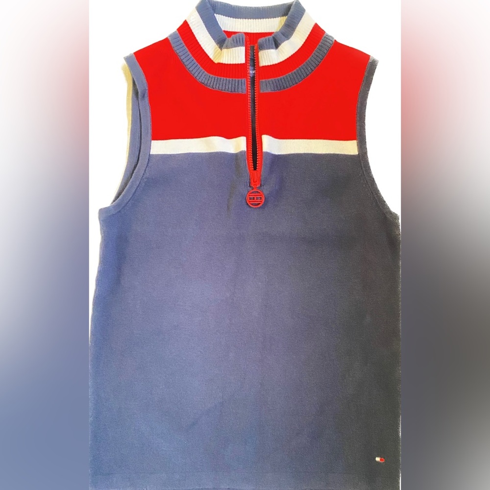 TOMMY HILFIGER • Sleeveless Sweater • EUC • XS/S